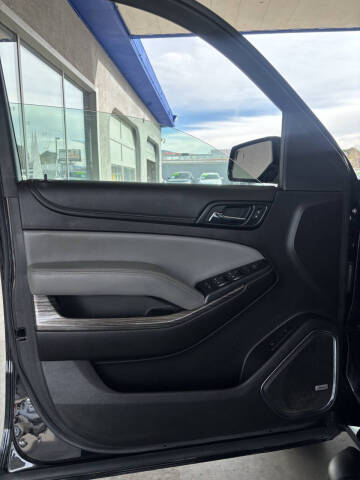 2017 Chevrolet Suburban LT