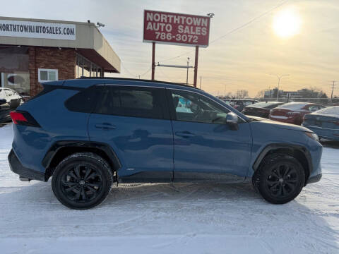 2022 Toyota RAV4 Hybrid SE