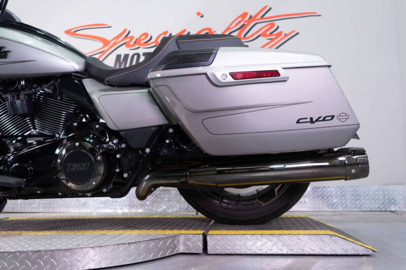 2023 Harley-Davidson CVO Road Glide