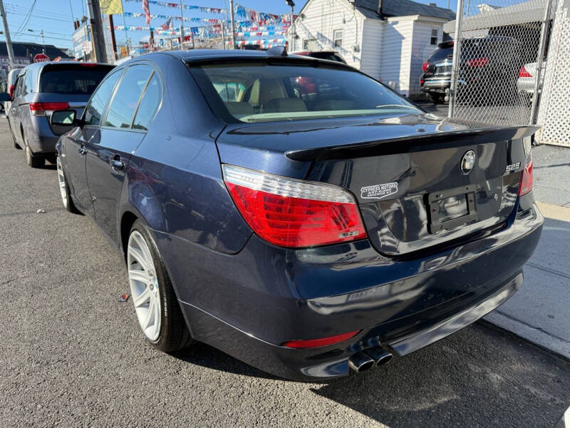 2006 BMW 5 Series 525i photo 4