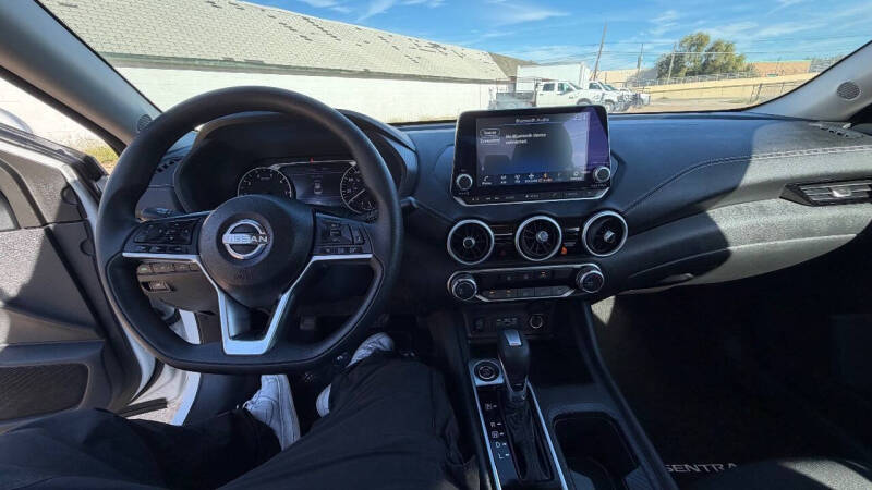 2025 Nissan Sentra SV