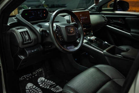 2024 Toyota bZ4X Limited