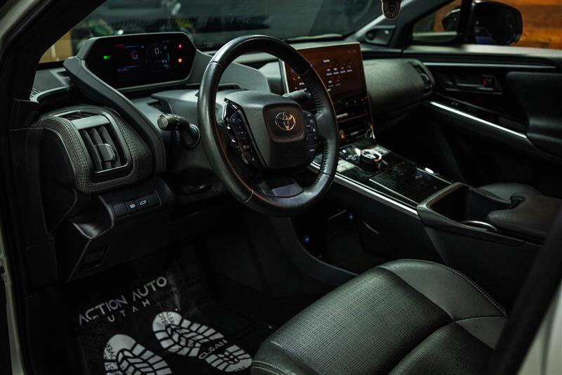 2024 Toyota bZ4X Limited