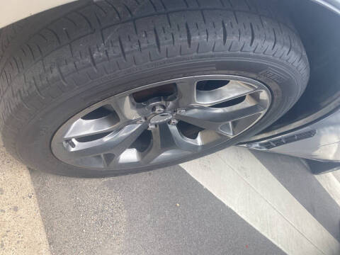 2009 Dodge Challenger SE