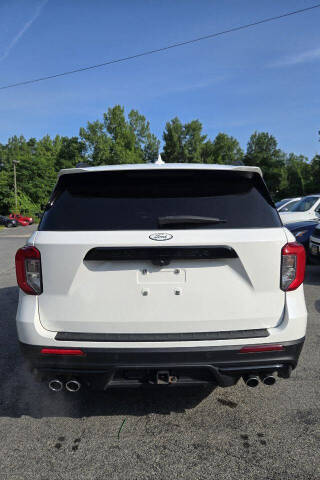 2022 Ford Explorer ST