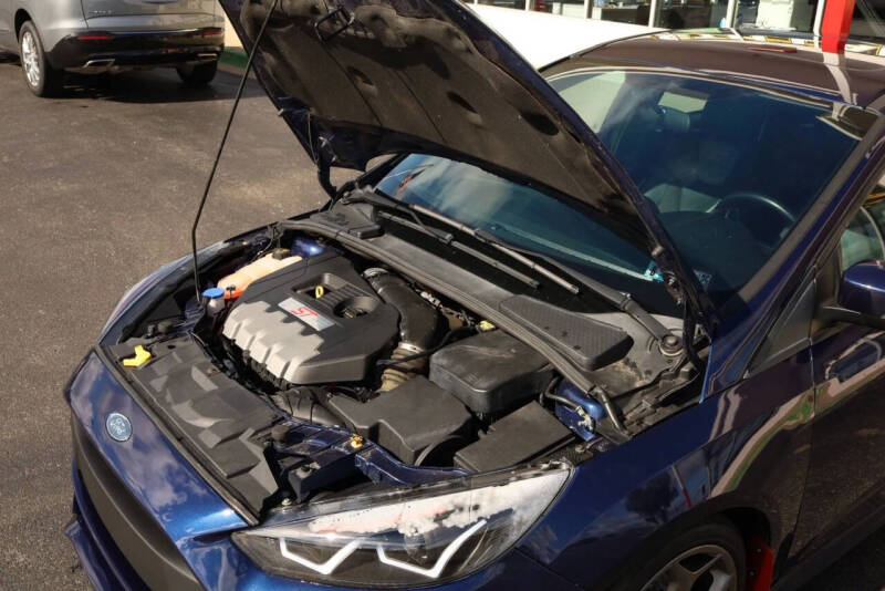 2017 Ford Focus ST