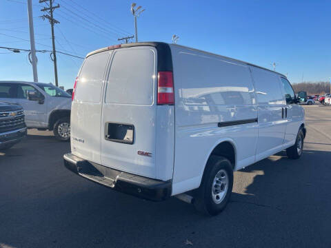 2024 GMC Savana 2500