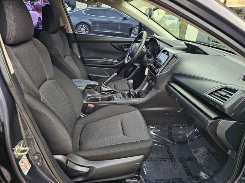 2017 Subaru Impreza 2.0i