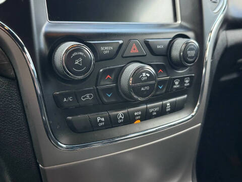 2017 Jeep Grand Cherokee Altitude