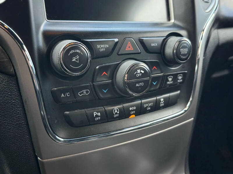 2017 Jeep Grand Cherokee Altitude