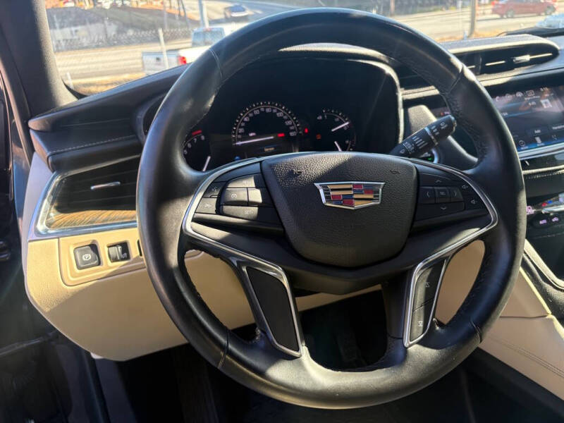 2017 Cadillac XT5