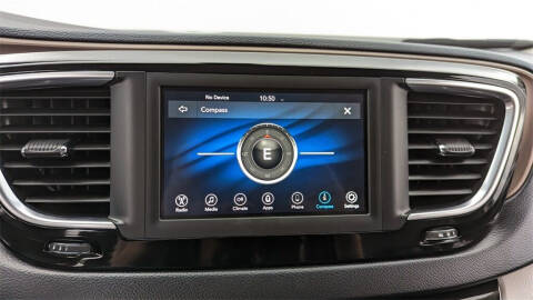 2020 Chrysler Voyager LXi