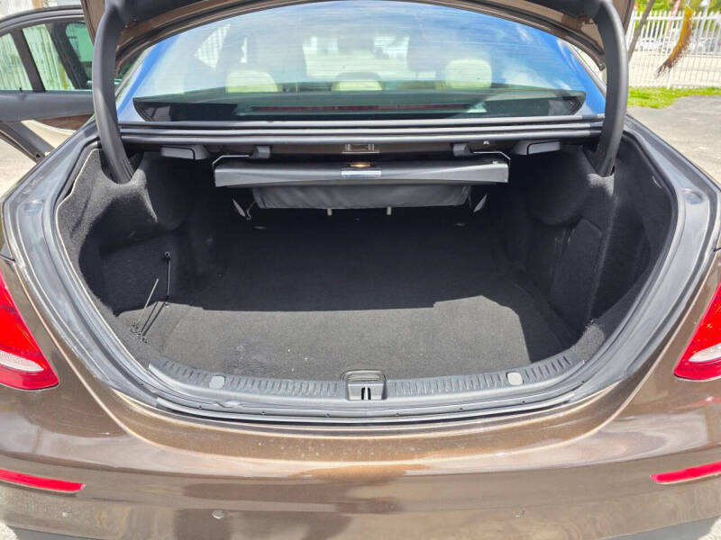 2017 Mercedes-Benz E-Class E 300