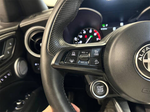 2022 Alfa Romeo Stelvio Ti