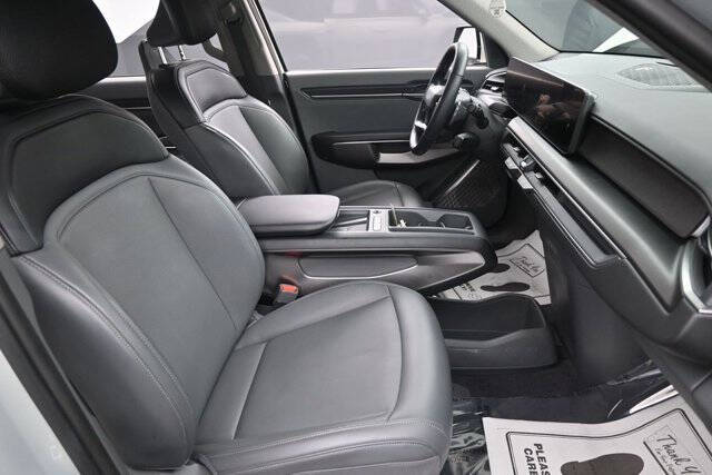 2024 Kia EV9 Light