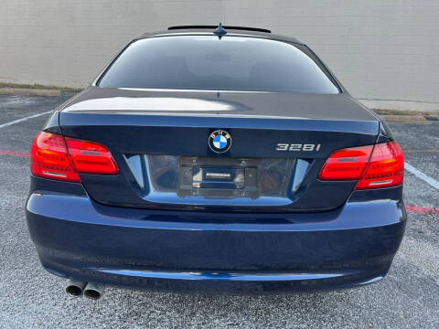 2011 BMW 3 Series 328i