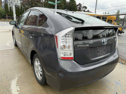 2010 Toyota Prius II