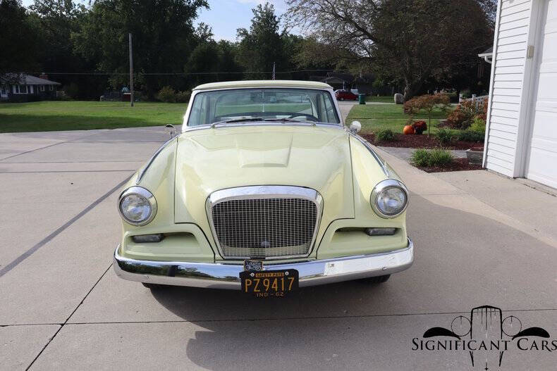 1962 Studebaker GT Hawk