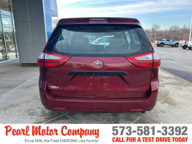 2017 Toyota Sienna L 7-Passenger