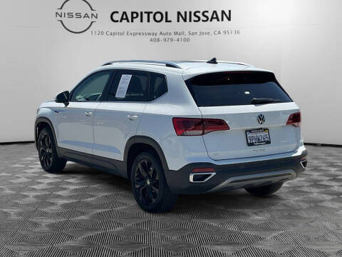 2024 Volkswagen Taos SE