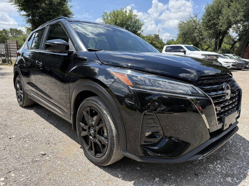 2024 Nissan Kicks SR
