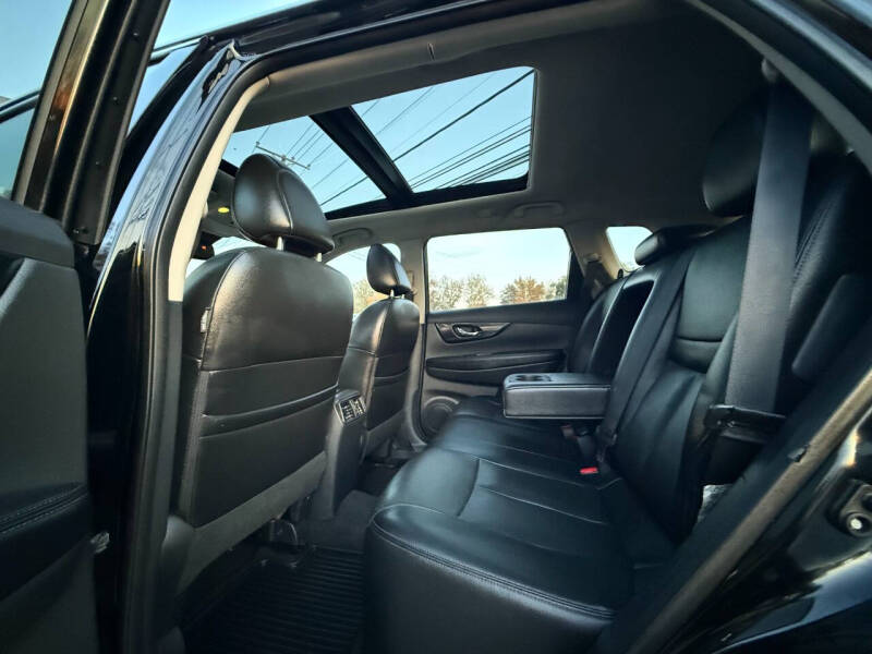 2017 Nissan Rogue Hybrid