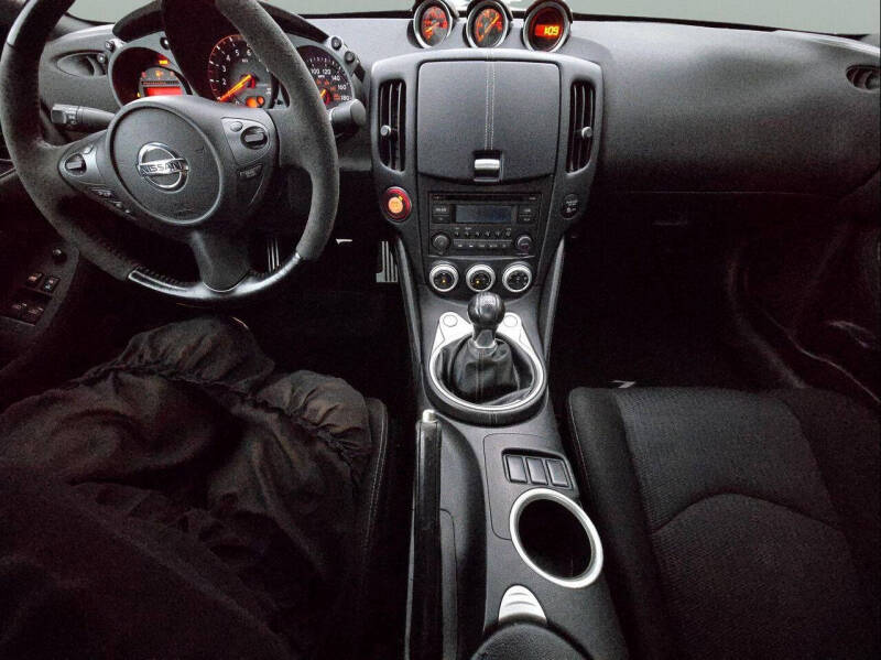 2016 Nissan 370Z NISMO