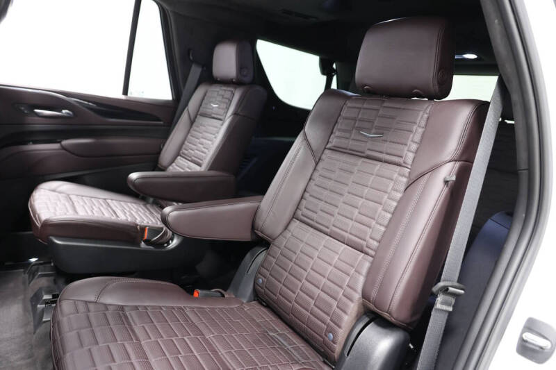 2023 Cadillac Escalade Sport Platinum