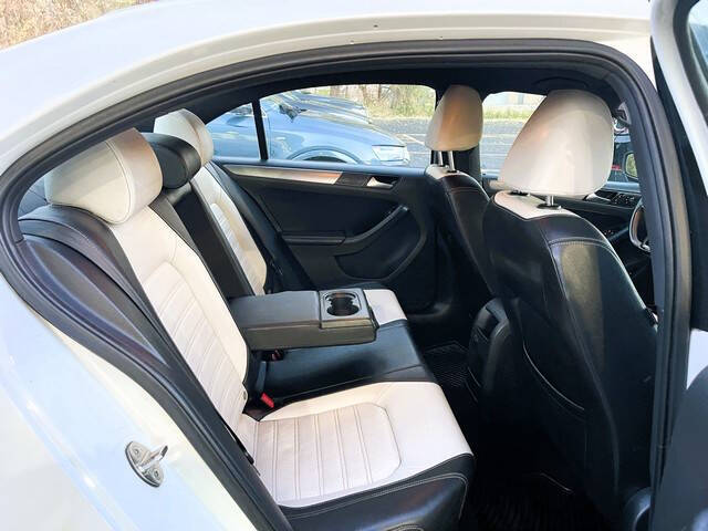 2016 Volkswagen Jetta 1.8T Sport