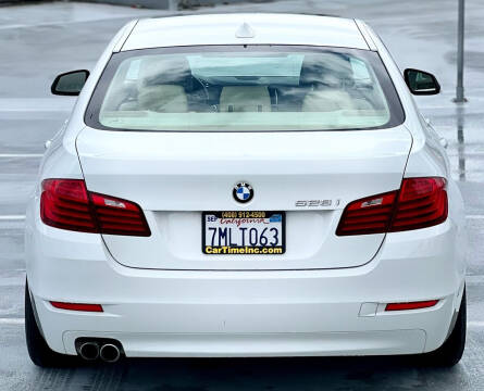 2016 BMW 5 Series 528i