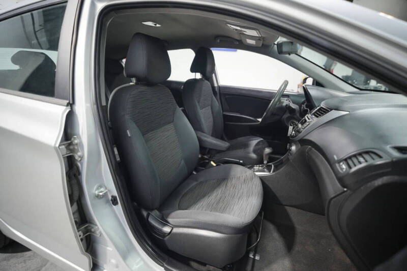 2015 Hyundai Accent GS