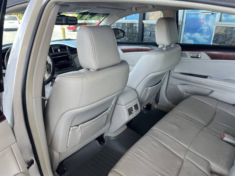 2012 Toyota Avalon