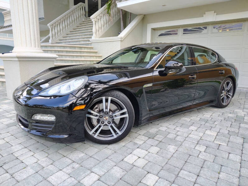 2010 Porsche Panamera S's photo