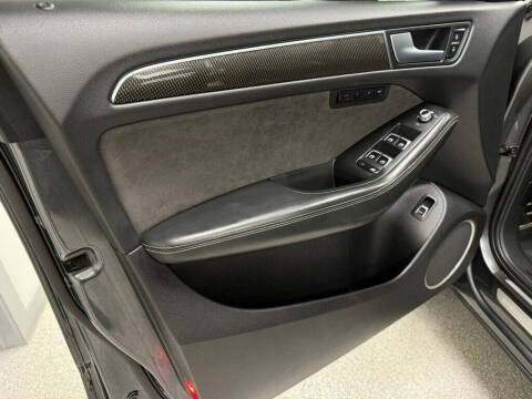 2016 Audi SQ5 3.0T quattro Premium Plus