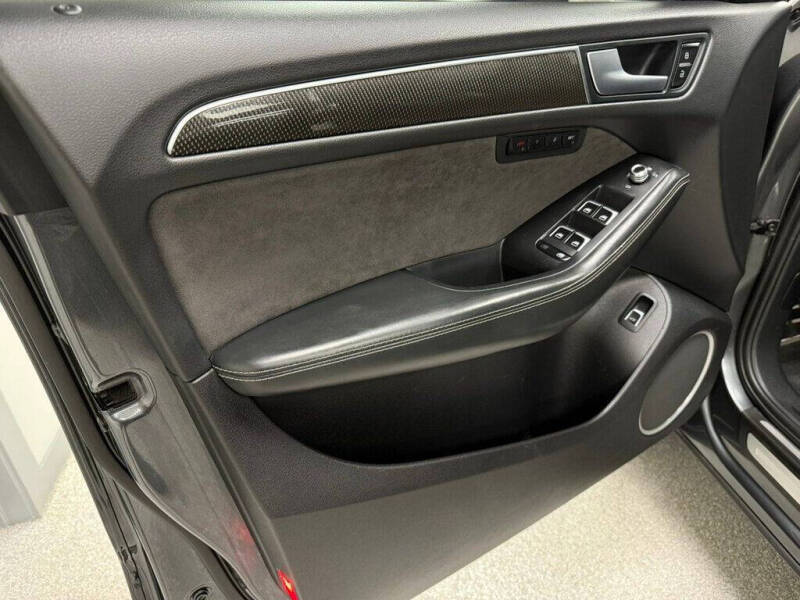 2016 Audi SQ5 3.0T quattro Premium Plus