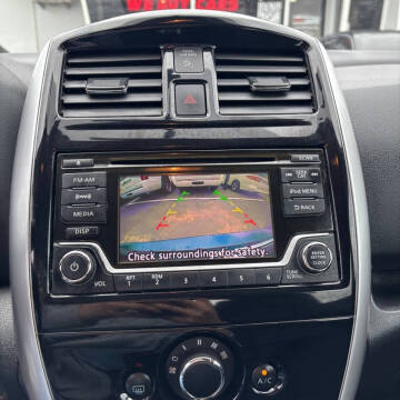 2017 Nissan Versa Note SV