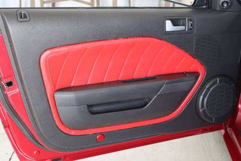 2005 Ford Mustang GT Premium