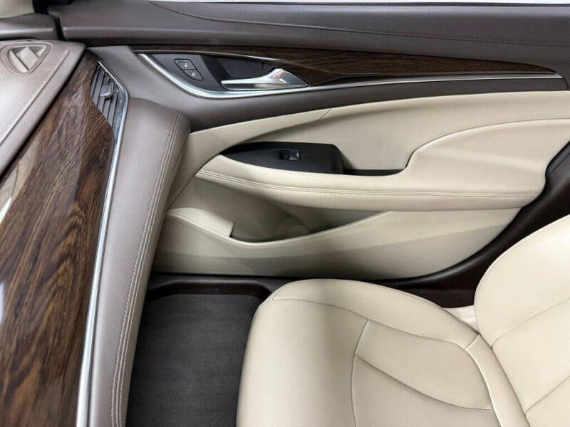 2017 Buick LaCrosse Preferred