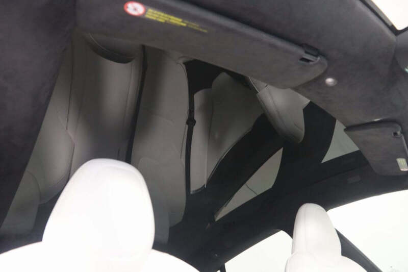 2022 Tesla Model S Plaid