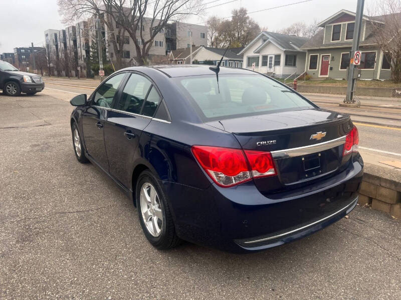 2011 Chevrolet Cruze LT