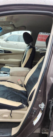 2016 Nissan Pathfinder SV