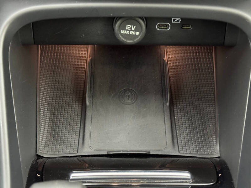 2024 Volvo XC40 Recharge Twin Plus