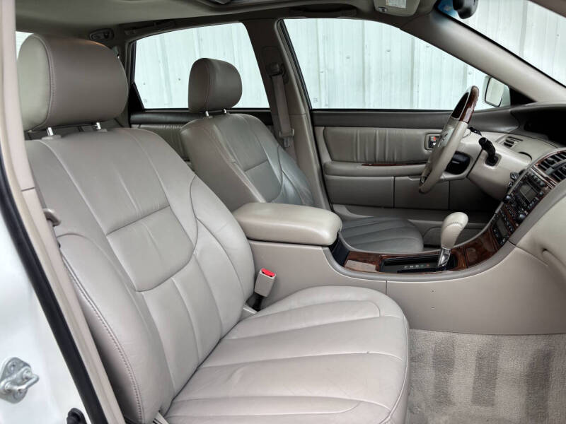 2004 Toyota Avalon XLS