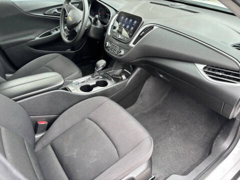 2024 Chevrolet Malibu LT