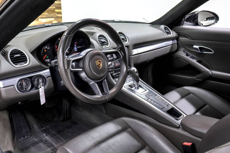 2017 Porsche 718 Cayman