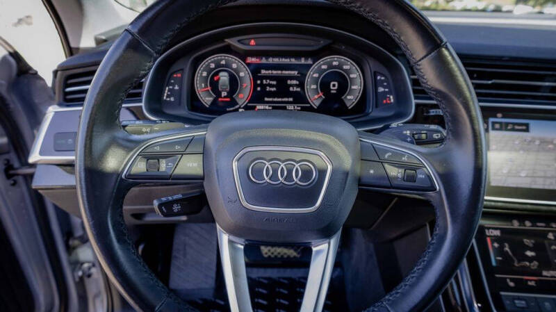 2022 Audi Q7 quattro Premium 55 TFSI