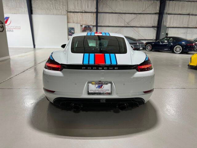 2024 Porsche 718 Cayman GTS 4.0