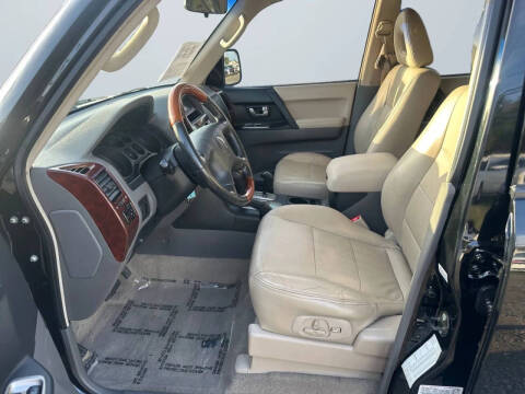 2003 Mitsubishi Montero Limited