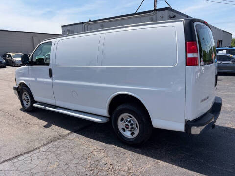 2018 GMC Savana 2500