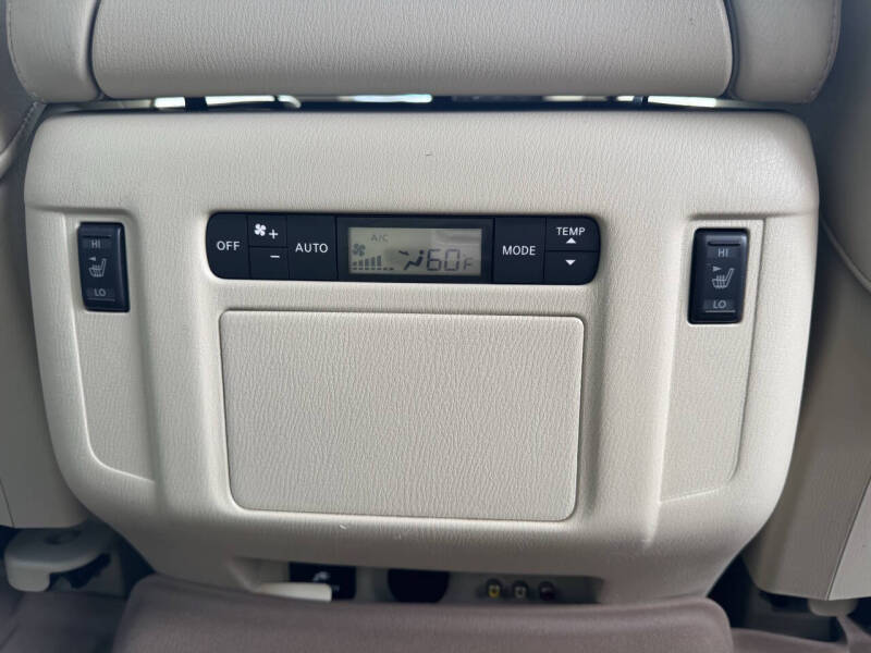 2011 Infiniti QX56